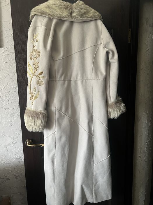 Довга жіноча дублянка з хутром, розмір L–XL, нова з біркою