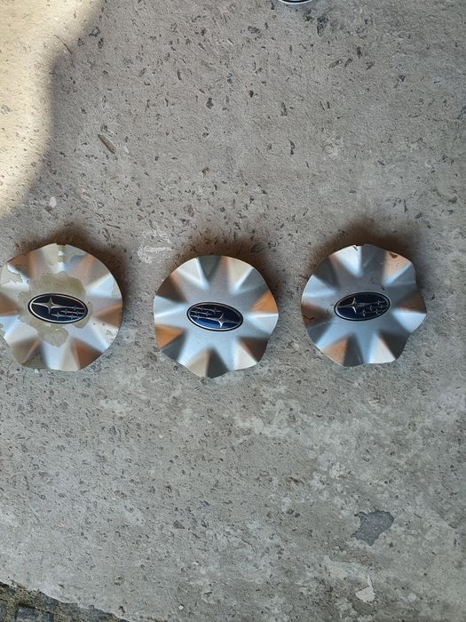 Колпачки на диски Subaru