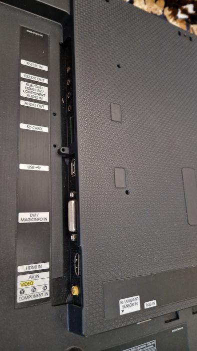 Професійний лед монітор самсунг 40 дюймів