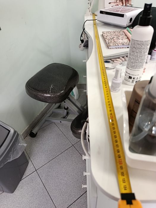 Mesa de manicure , cabeleireiro e estética