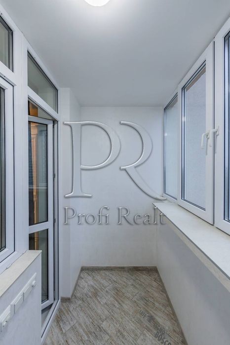 Продаж 3 кімн. квартири в ЖК Паркові Озера/Воскресенська/Парк Перемога