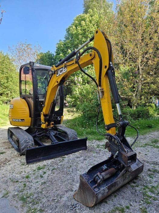 Na sprzedaż mini koparka JCB 8029 CTS