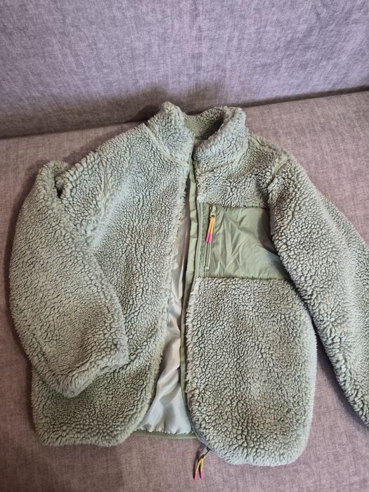 Продам курточку для дівчинки