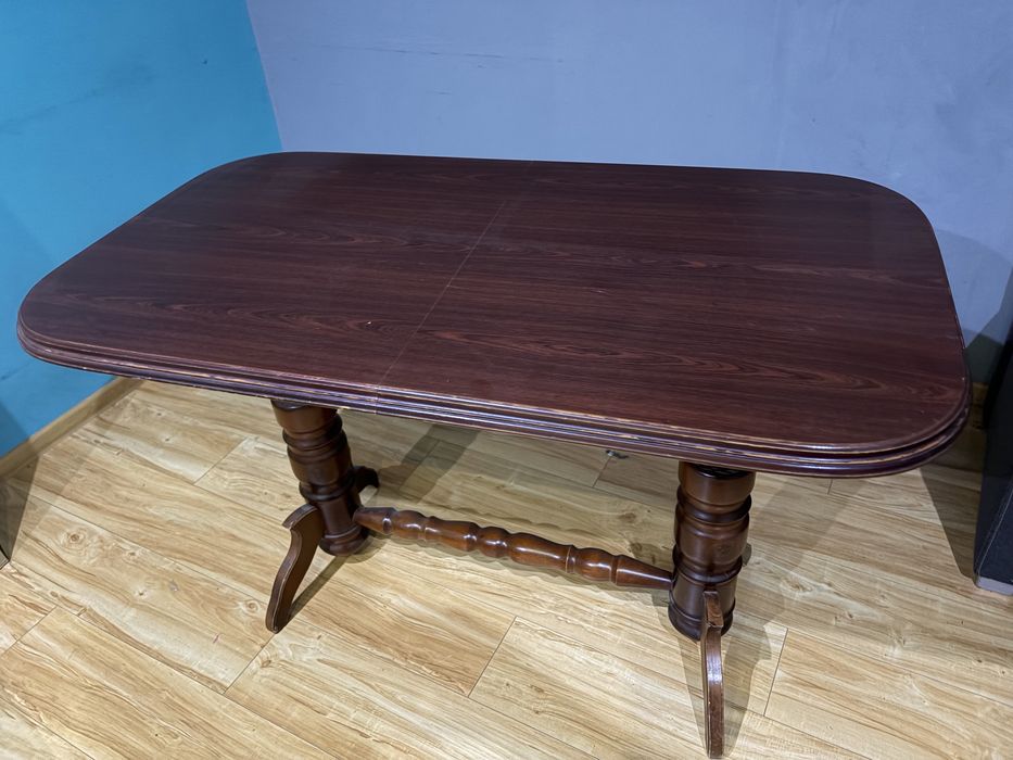 Oddam stół rozkladany