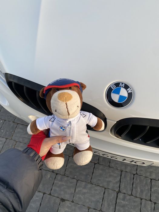 Мʼякі ведмедики BMW