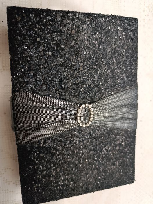 Косметичка або скринька для прикрас