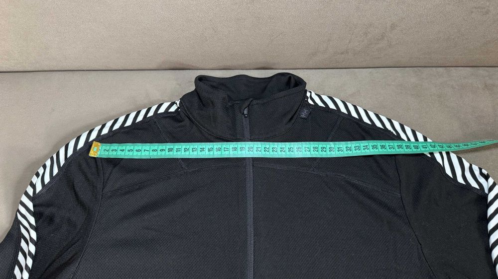 Męska koszulka termoaktywna Helly Hansen, r. M - super stan