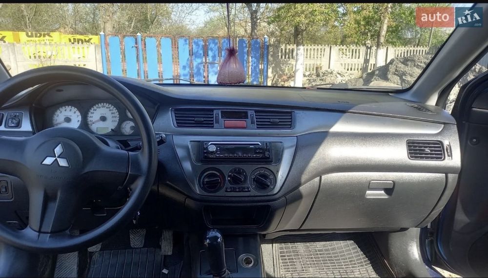 Mitsubishi lancer 9