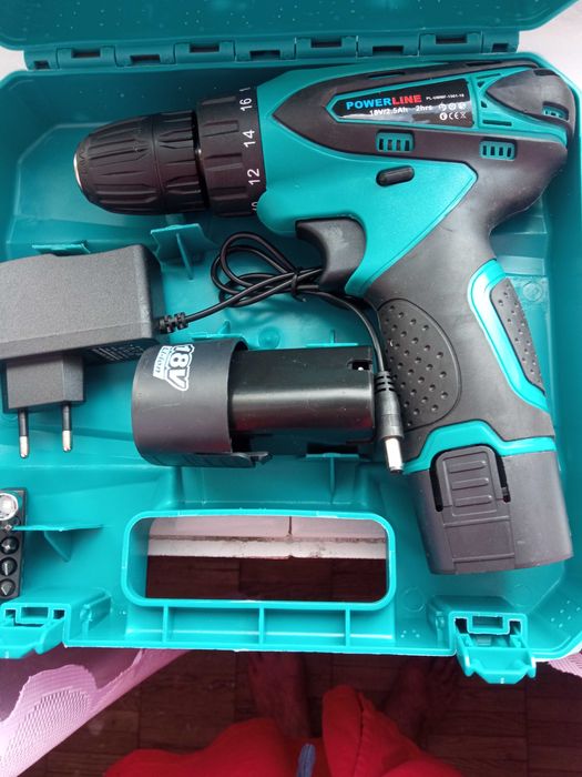 Дрель-шуруповерт 18в