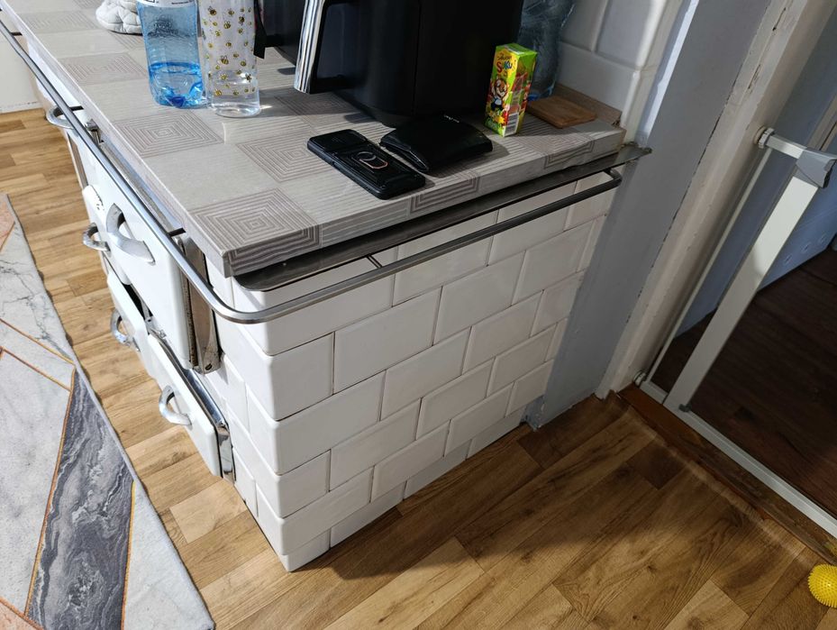 Piec kaflowy kuchenny