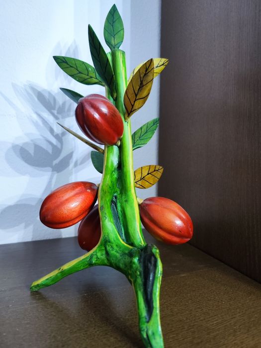 Escultura Artesanal madeira de um Cacaueiro de São Tomé e Príncipe