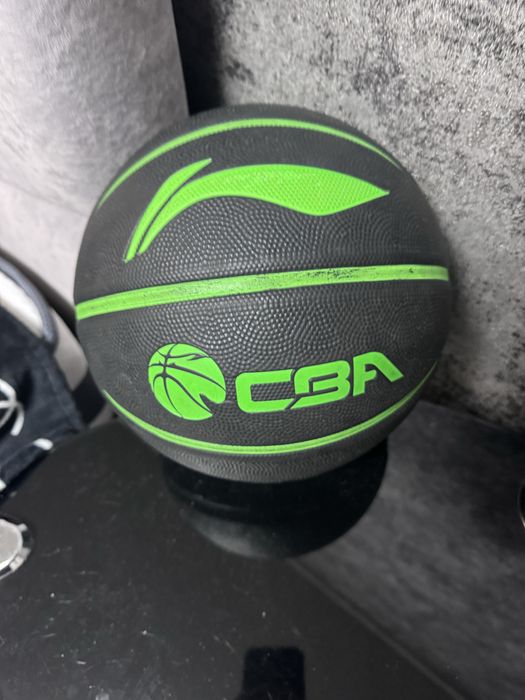 Баскетбольный мяч