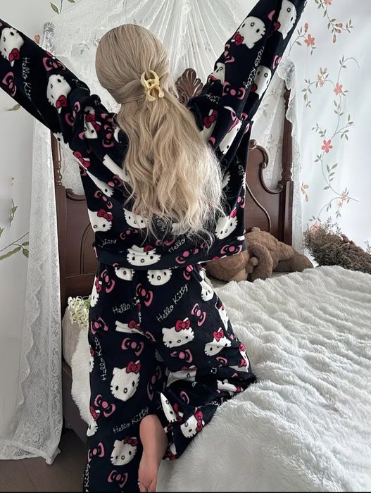 Піжама плюшева Hello kitty,рожева,чорна, біла