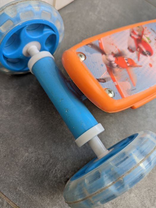 Hulajnoga 3-kołowa Disney Samoloty