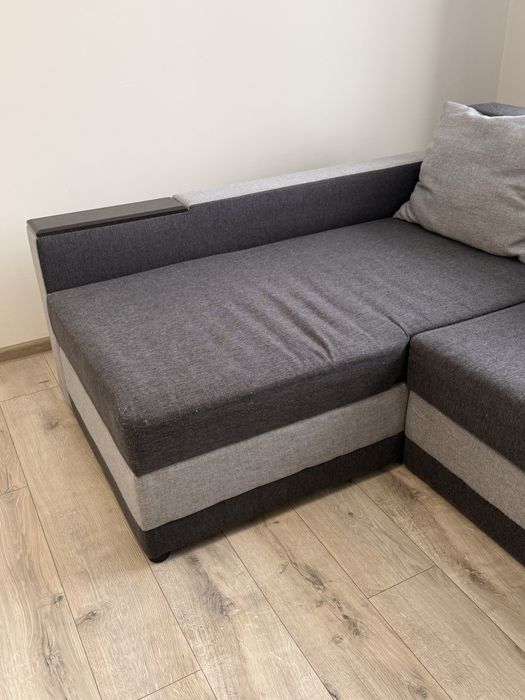 Диван кутовий, в дуже хорошому стані