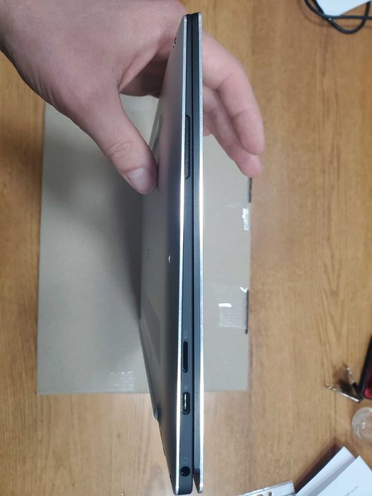 Преміальний сенсорний 4K DELL XPS 9380 I7-8565U 128GB 16GB RAM ідеал