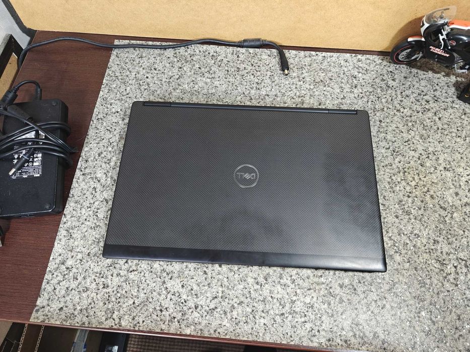 Ноутбук Dell Precision 7730 17" 8850H 32GB 500GB P4200 8Gb свіжа АКБ