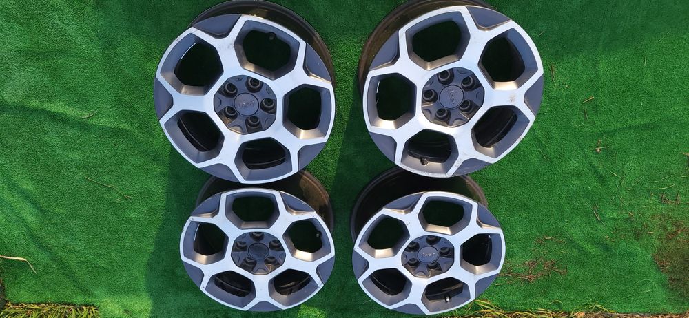 Диски R17 Оригінал Jeep Compass Thailhawk 2021 року