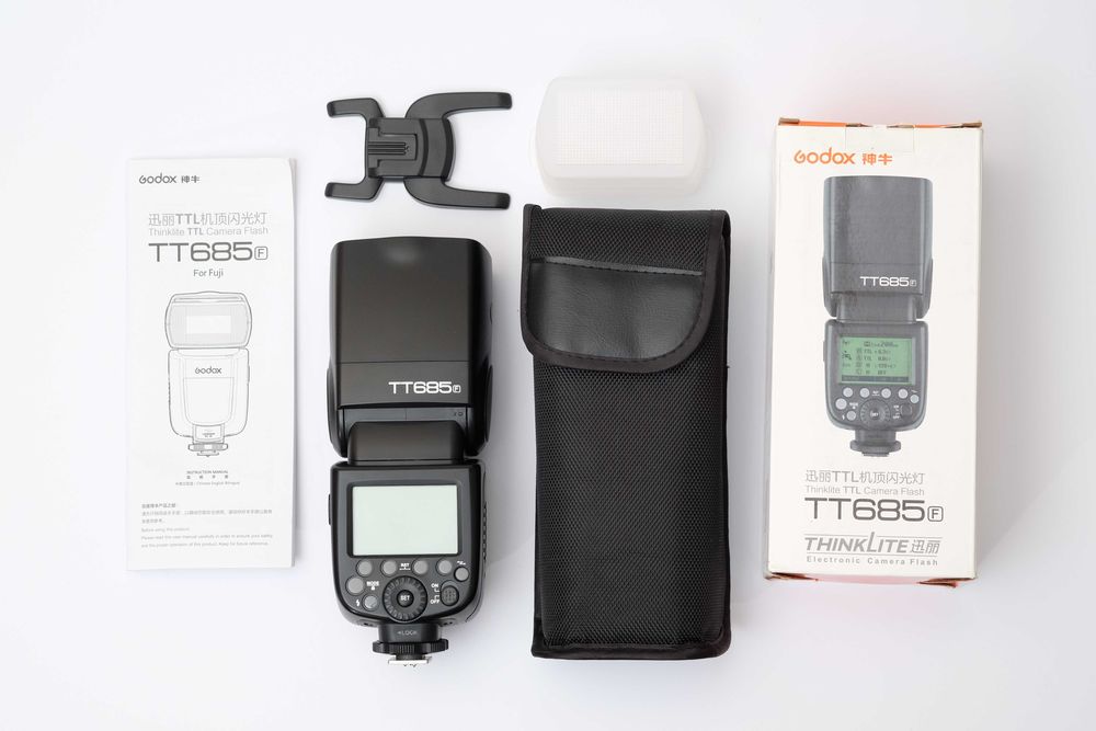 Вспышка Godox TT685F