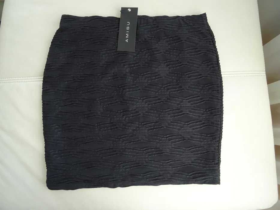 czarna spódnica firmy  amisu / new yorker /