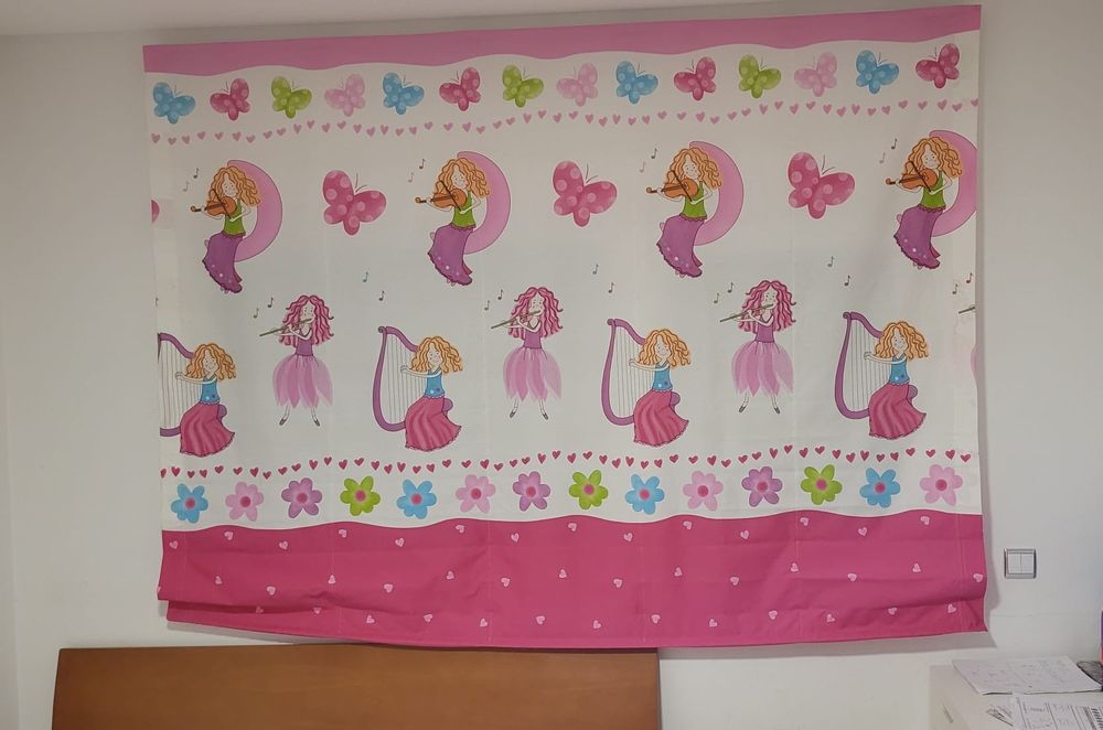 Cortinado veneziano para menina