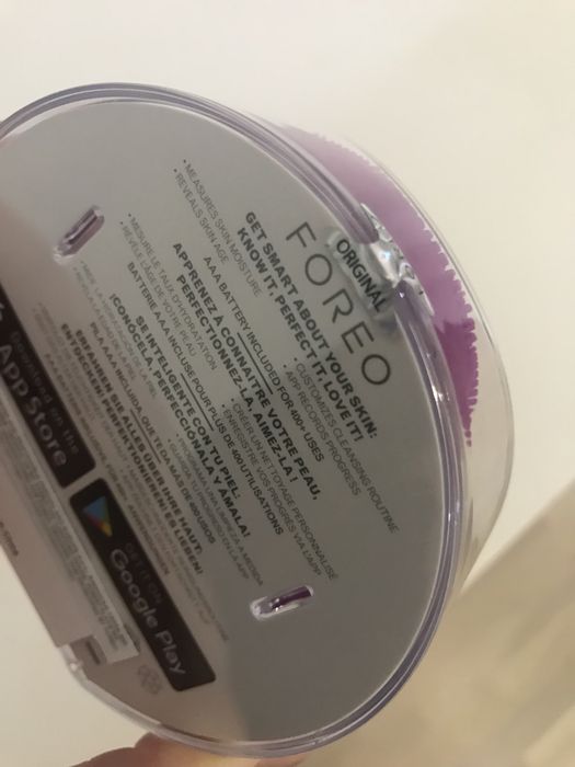 Foreo Luna fofo очисна смарт-щітка для всіх типів шкіри