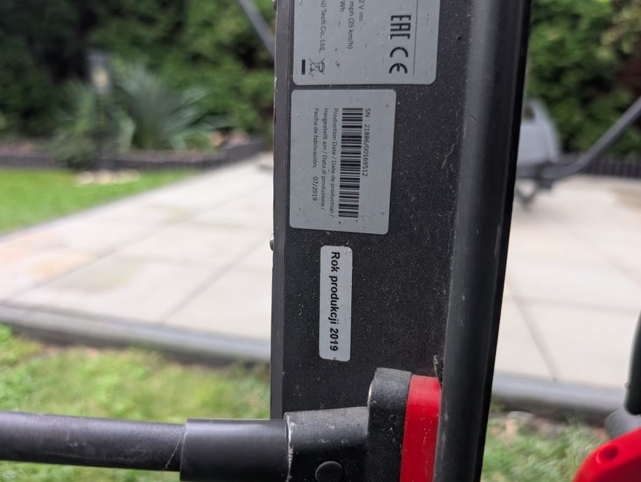 Hulajnoga elektryczna Mi Scooter Pro