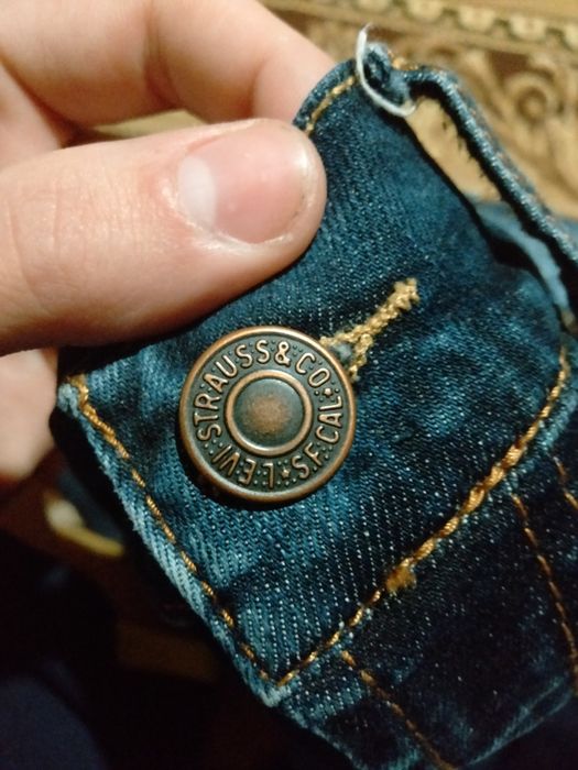 Джинси Levis 511