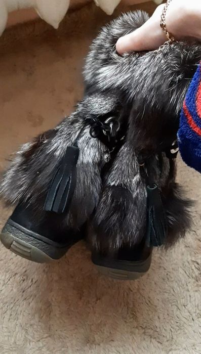 Продам сапожки зимние