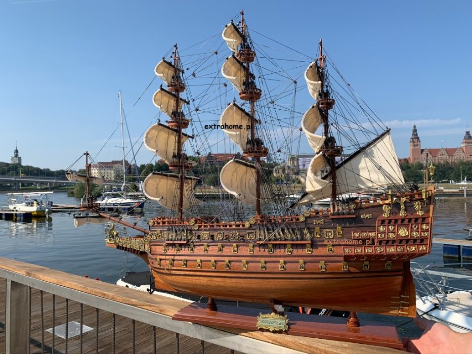 Drewniana Replika statku żaglowca Sovereign Of the Seas 95cm