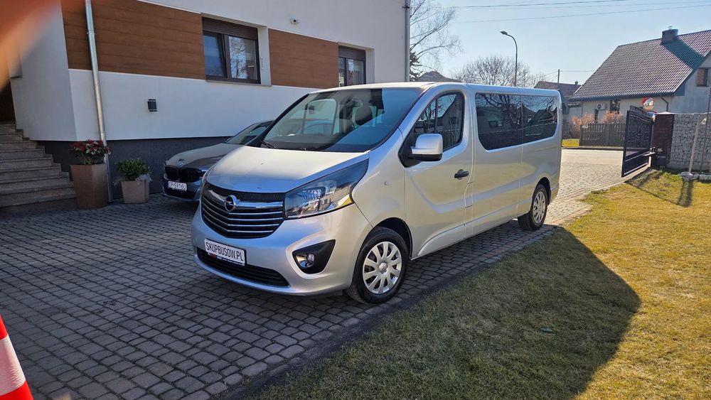 Opel Vivaro Long 9os 1wł pl salon kredyt leasing fakt vat