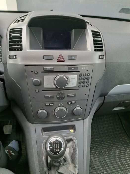 Opel zafira 1.9.CDTi