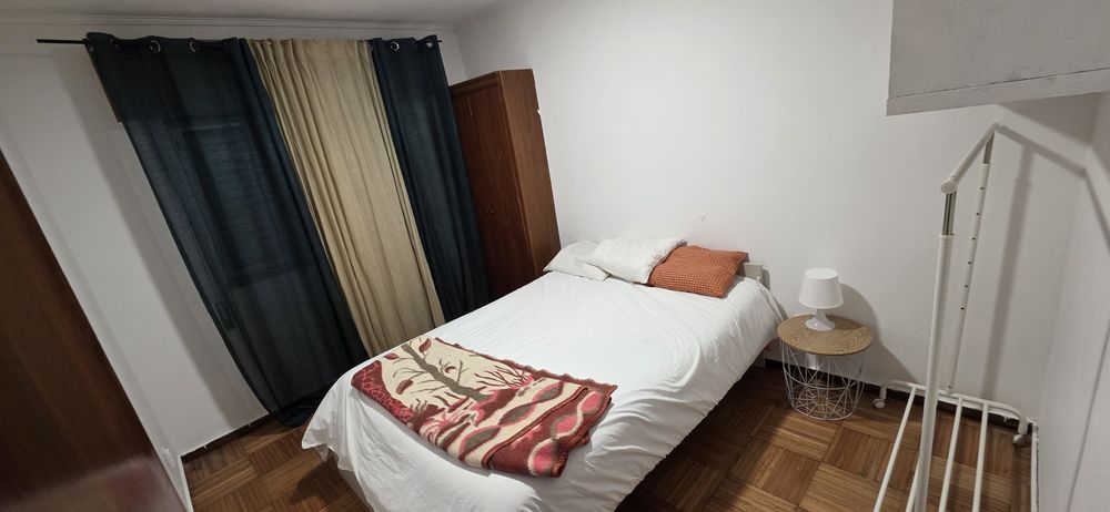 Arrendamento quarto em T2