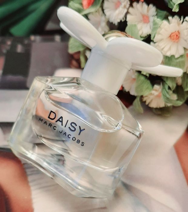 Marc Jacobs Daisy edt 4 ml, miniatura