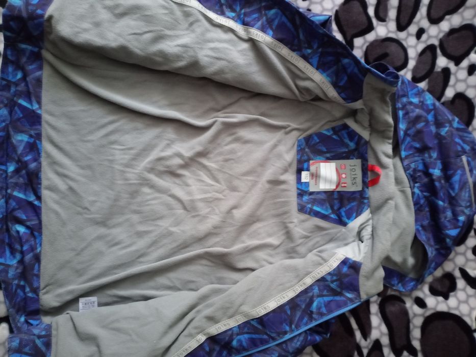 Курточка на мальчика на рост 152