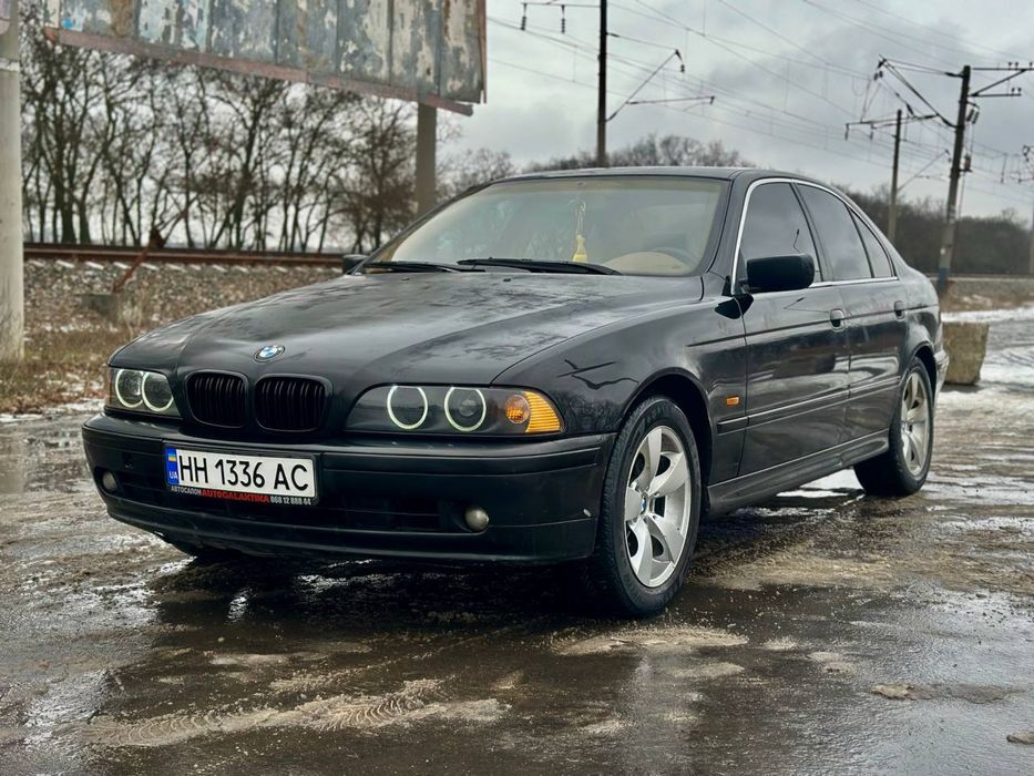 Продам рестайлинговую Е39 на М54 в отличном состоянии
