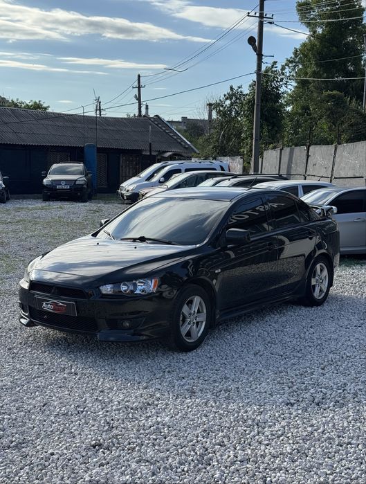 Mitsubishi Lancer 10