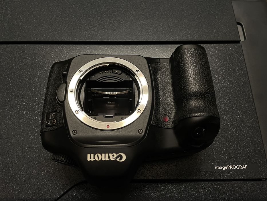 Canon 5D. Unikat- Stan kolekcjonerski