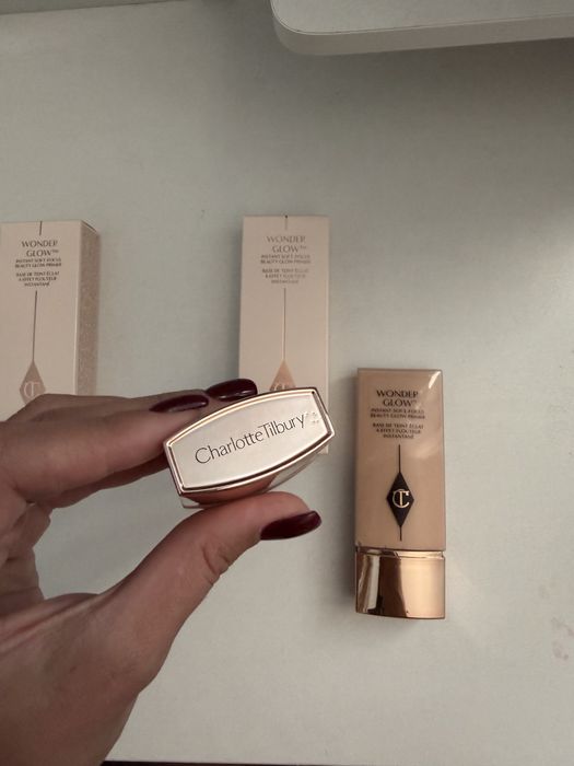 Праймер для обличчя Charlotte Tilbury Wonderglow Instant Soft-Focus Beauty Glow Primer, 40 мл