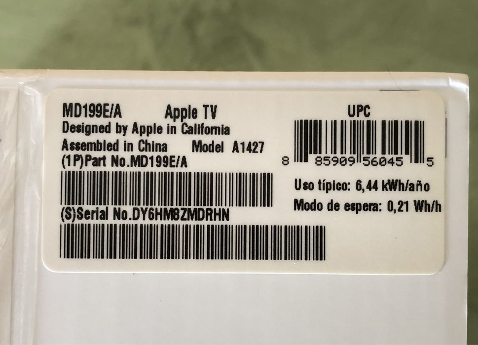 Медіаприставка Apple TV 3rd Gen (A1427 MD199E/A) Full HD / AirPlay