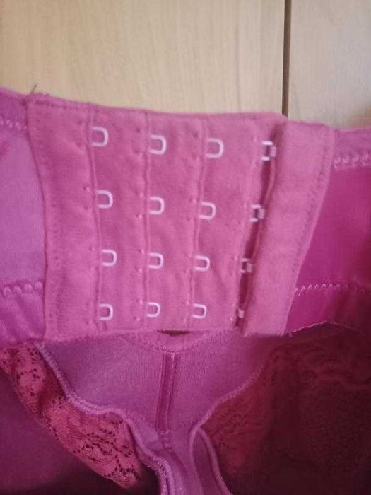 Продаю бюстгалтер, 90Н