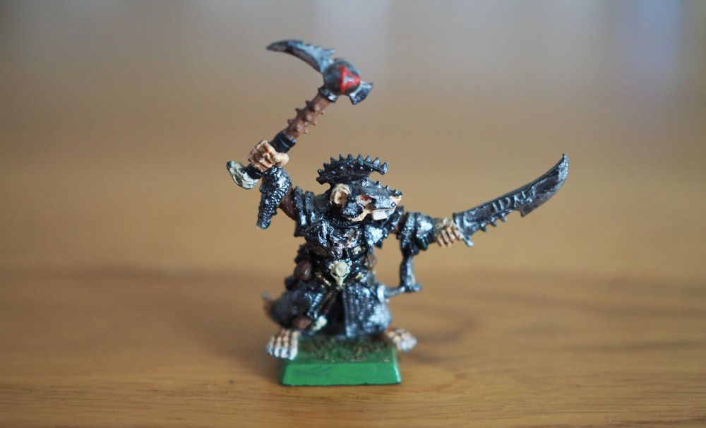 Figurka Games Workshop, Warhammer, Queek Headtaker, 1995r.