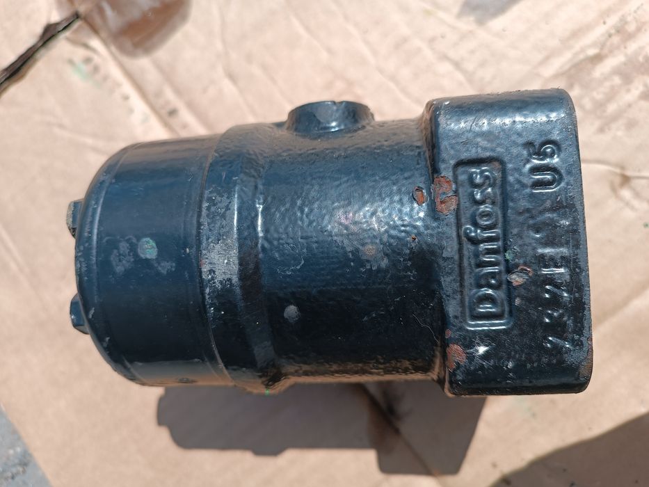 Orbitrol układu kierowniczego Danfoss nr części 11230789