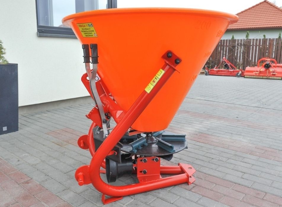 Розкидач міндобрив 500кг Струмик, Оригінал Польща.
