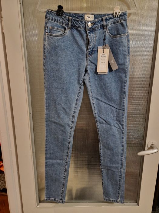 Only długie wąskie spodnie jeansowe 27/32, nowe z metkami