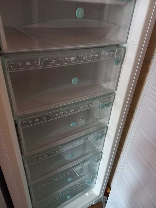 Холодильник и Морозильная камера "Miele" Германия КОМПЛЕКТ! Срочно!