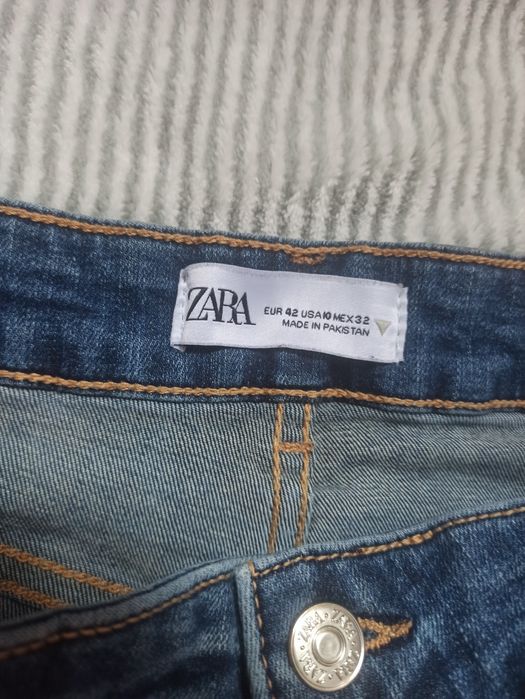 Жіночі джинси Zara