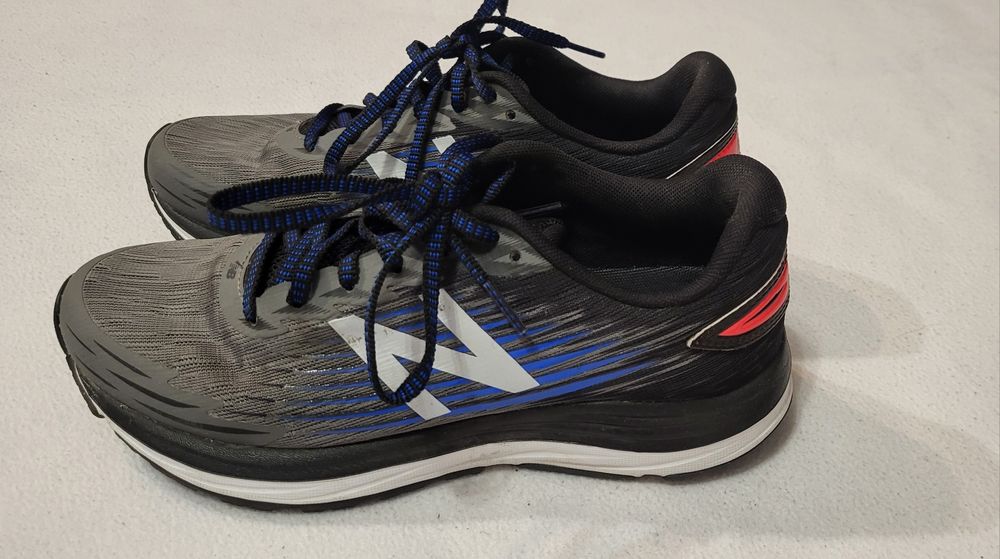 Buty damskie NB roz 40
