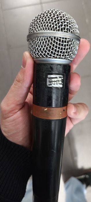 Shure L4 Diversity + Beta58