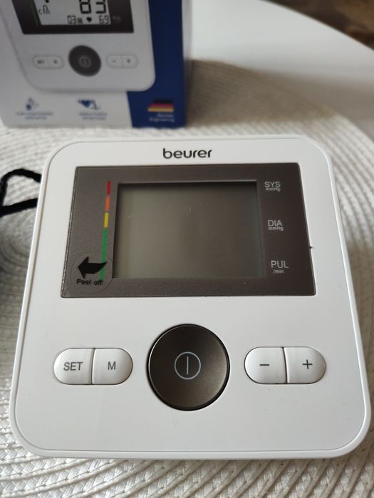 Ciśnieniomierz Beurer BM 27`